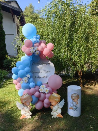 Украса за кръщение с две фигурки ангелчета