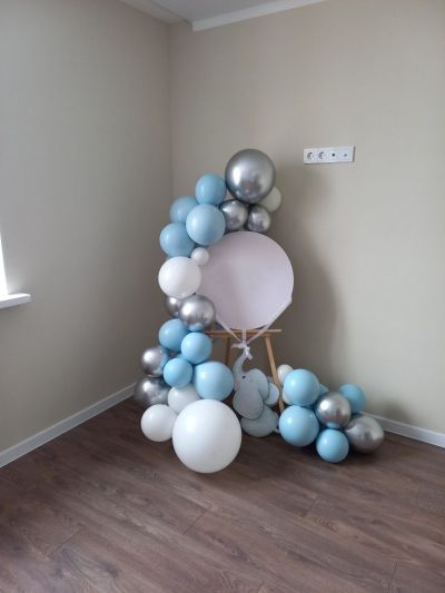 Украса с балони и статив за Кръщене, Погача или Рожден ден