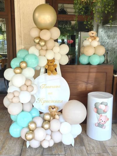 Украса за погача, кръщение или посрещане на бебе със статив и мечета