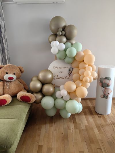 Украса за погача, кръщение или посрещане на бебе със статив и мечета