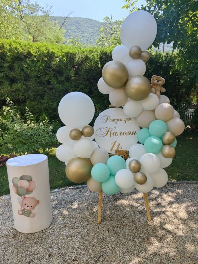 Украса за погача, кръщение или посрещане на бебе със статив и мечета