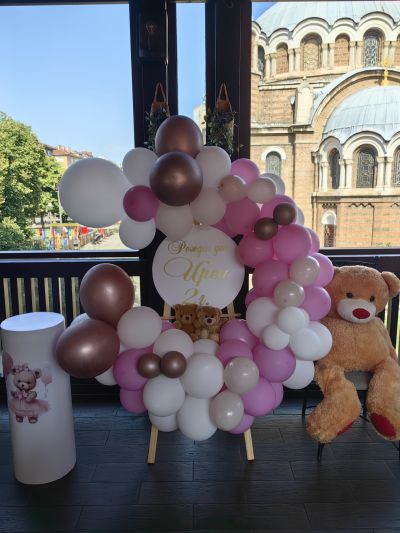 Украса за погача, кръщение или рожден ден в розово и бяло с мече