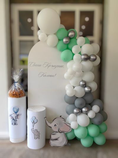 Украса за кръщение, погача или първи рожден ден на тема Слонче
