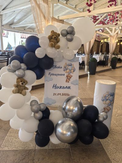 Украса за погача, кръщение или посрещане на бебе със статив и мечета