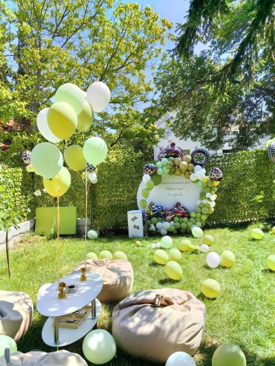 Украса за детски рожден ден с мотори